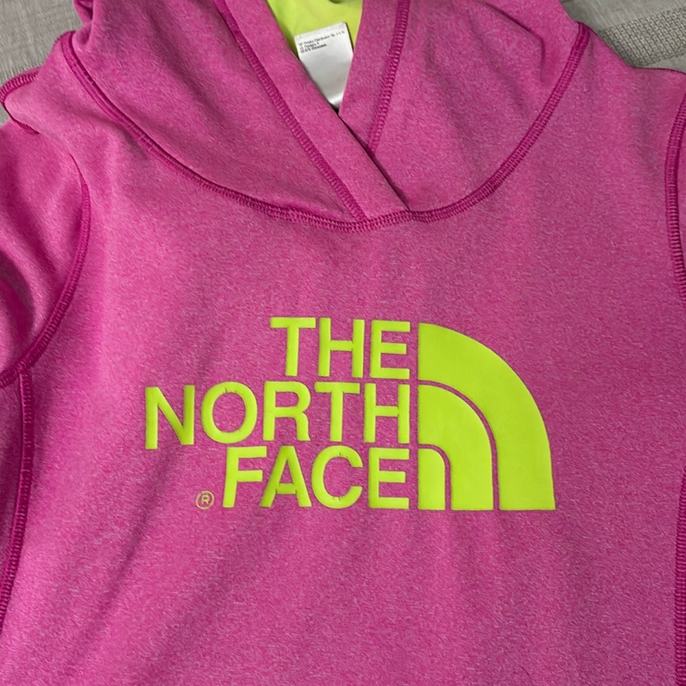 North Face Women’s Hoodie Size Small